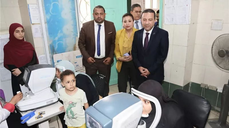 رئيس الوزراء يستعرض تقريراً عن قافلة طبية شاملة تم تنظيمها بالمنوفية