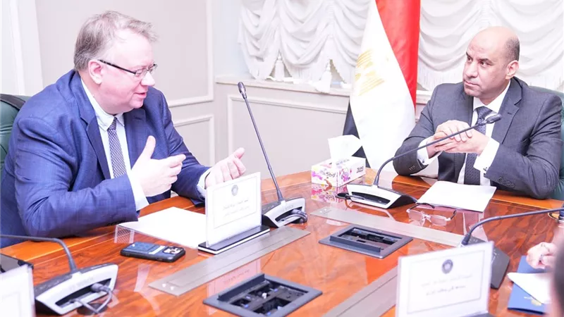 وزارة العمل تسرع إعداد قانون العمالة المنزلية لتعزيز الحماية وتنظيم سوق العمل 