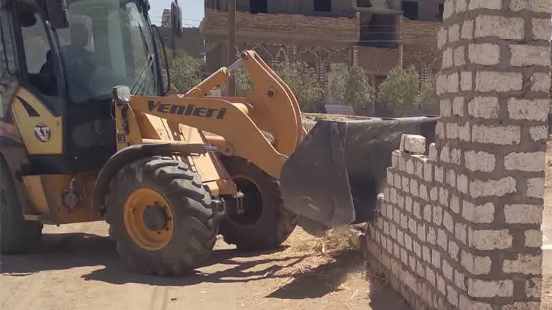 محافظ أسوان يتابع نتائج المرحلة الثالثة من الموجة الـ29 لإزالة التعديات