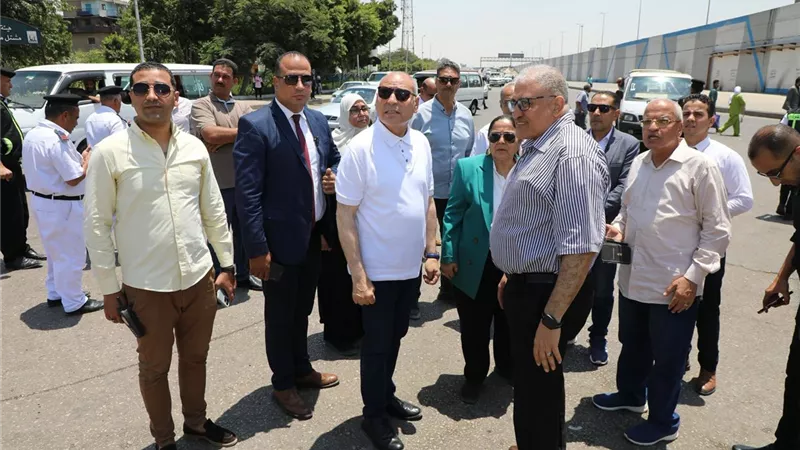 محافظ القاهرة يشدد على منع الإشغالات والانتظار الخاطئ بموقف السلام