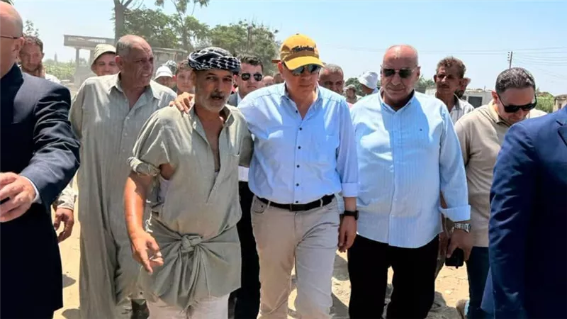 وزير الري يكشف تفاصيل زيارته المفاجئة للشرقية لحل أزمة مياه ترعة الفولي
