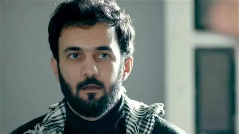 ادعوا له بالرحمة .. وفاة عم الفنان حسني شتا          