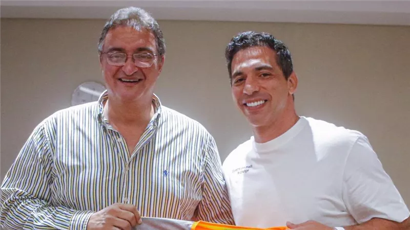 أحمد الأحمر: انضمامي للبنك الأهلي خطوة جديدة.. والزمالك سيظل بيتي الأول