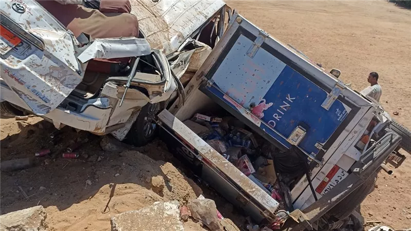 مصرع شخص وإصابة اثنين في تصادم سيارتي ربع نقل على الطريق الصحراوي بالإسماعيلية