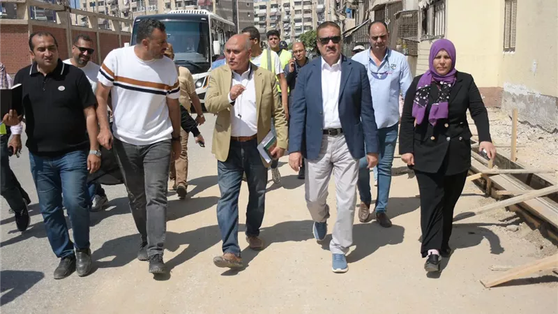 متابعة أعمال تطوير 174 عمارة سكنية في٣مناطق سكنية بحي الزهور ببورسعيد 