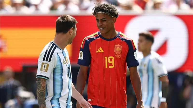 ميسي يدخل تاريخ كأس العالم من أوسع أبوابه أمام إسبانيا بنهائي المونديال