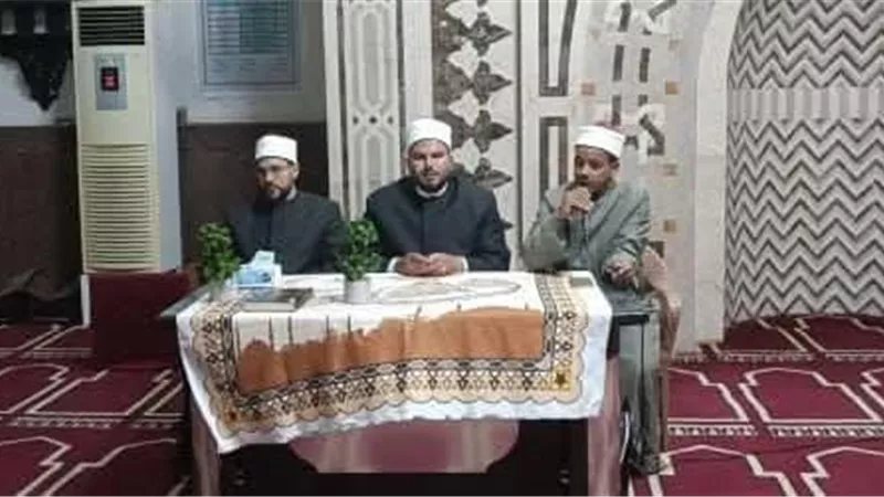 أوقاف السويس تواصل تنظيم الدروس المحورية بالمساجد لنشر الفكر الوسطي المستنير