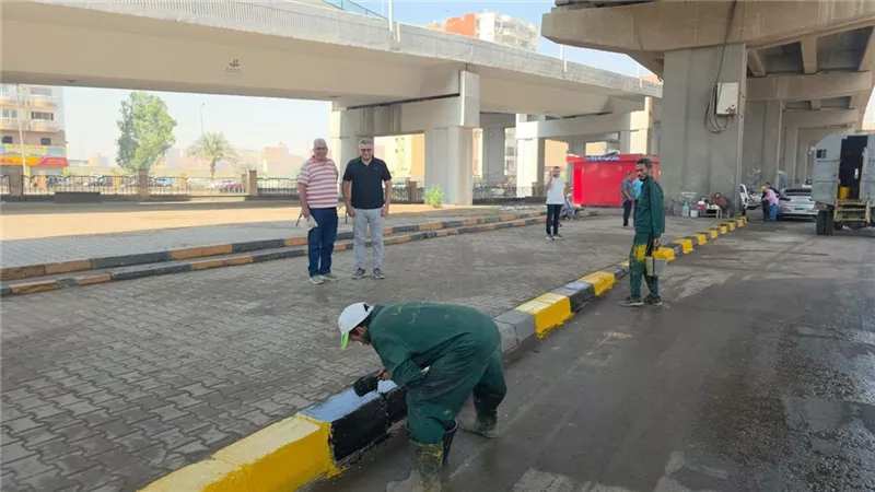 الجيزة تكثف حملات النظافة بطريق المريوطية للحفاظ على أعمال التطوير