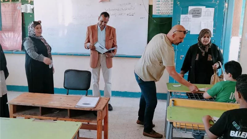 الوكيل الثقافي لمنطقة السويس الأزهرية تتفقد امتحانات الدور الثاني 