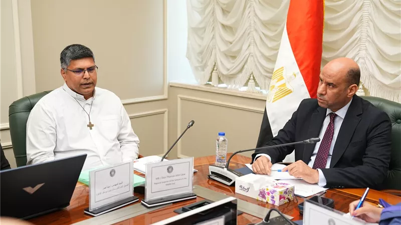 تعاون وزارة العمل ومعهد 