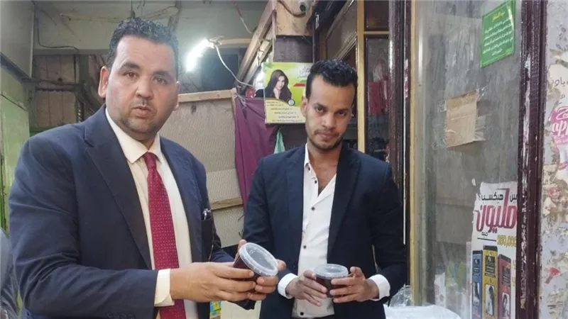 قبل وصولها للمستهلك.. ضبط 200 عبوة مستحضرات تجميل مجهولة البيانات خلال حملة 