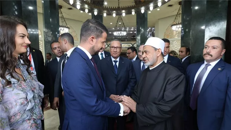 شيخ الأزهر لرئيس الجبل الأسود: المتطرفون أساؤوا للإسلام والدين ليس سبب الحروب