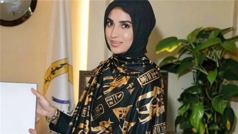 إشادات بإطلالة ليلى الأنصاري بعد تكريمها من وزير النقل.. ونشطاء: «هي دي المرأة المصرية»