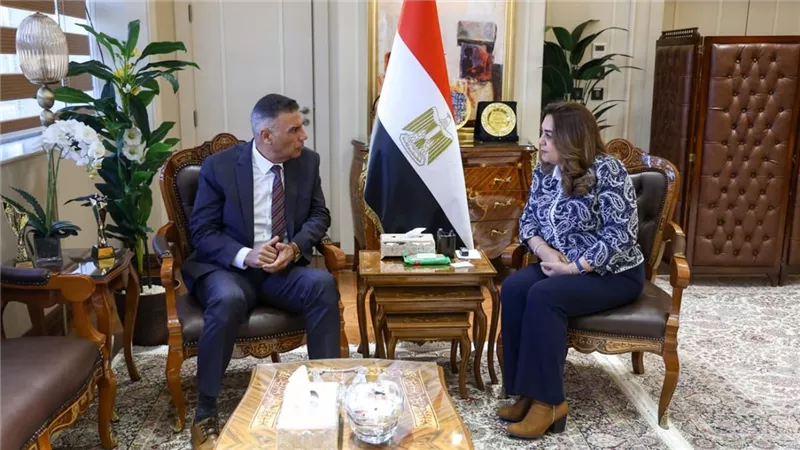 منال عوض تتابع مع محافظ جنوب سيناء موقف المشروعات التنموية والخدمية بالمحافظة