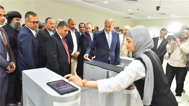 محمد علوان يشارك في حفل تخرج الدفعة الأولى بجامعة الجديدة التكنولوجية 