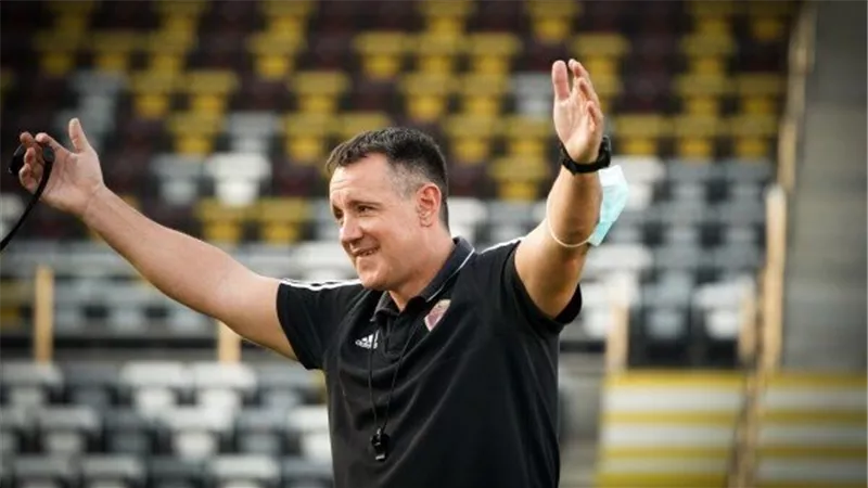 أرقام فوك رازوفيتش مدرب الزمالك الجديد.. ماذا قدم الصربي في مسيرته التدريبية؟