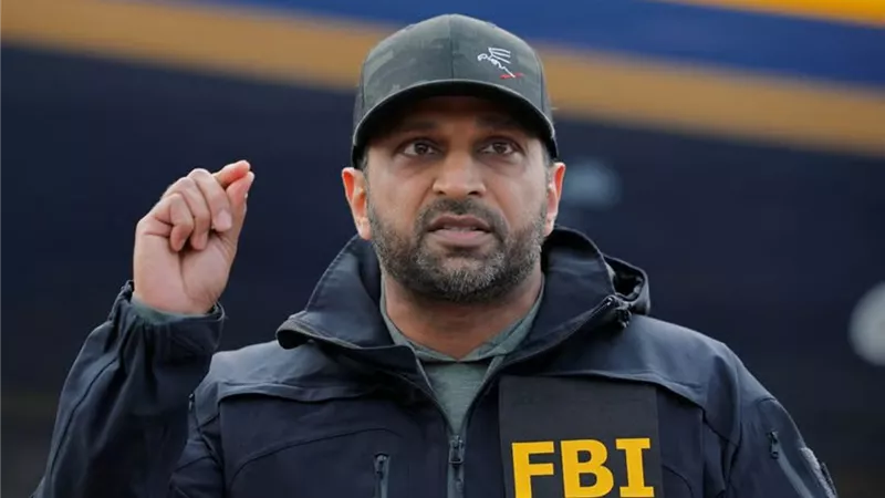 زيارة نادرة وغامضة.. رئيس الـFBI يعتزم التوجه إلى روسيا في أكتوبر