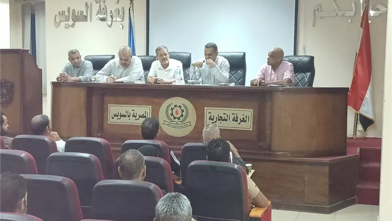 تموين السويس تجتمع مع شعبة المخابز لشرح منظومة الخصم المباشر قبل تطبيقها