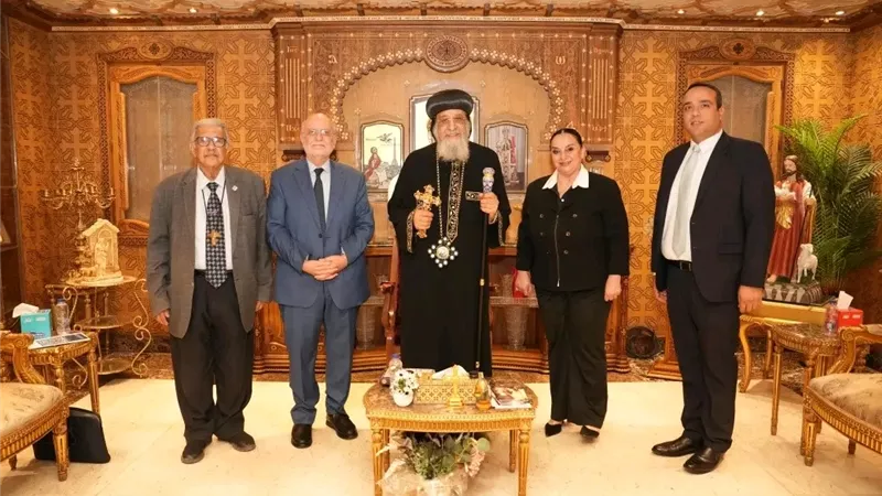 البابا تواضروس يستقبل الأمين العام لمجلس كنائس الشرق الأوسط