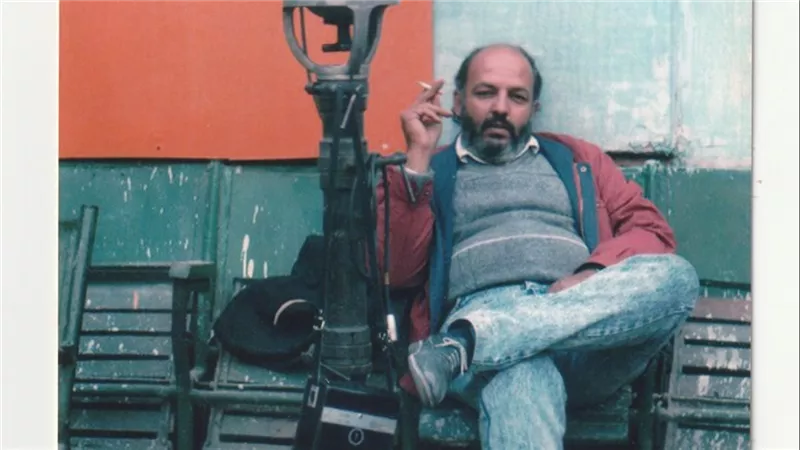 بعد 10 سنوات على رحيله.. نجوم وصناع السينما يحتفون بإرث محمد خان 