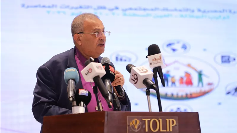 الأسرة أساس الهوية.. رئيس الطائفة الإنجيلية: تماسك المجتمع يبدأ من البيت
