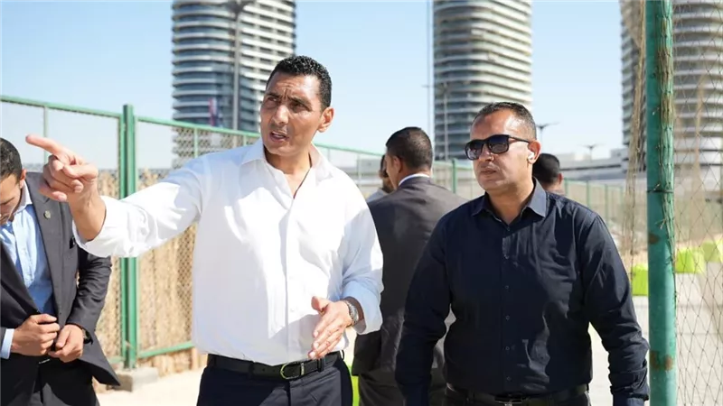 وزير الشباب والرياضة ورئيس جهاز مدينة العلمين الجديدة يتفقدان المنشآت الرياضية