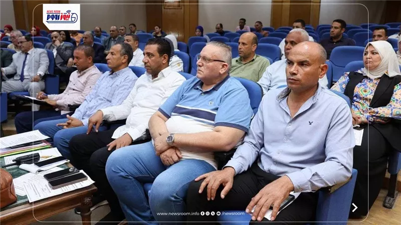 تنفيذي المنيا يناقش التصالح والتأمين الصحي واعتماد مشروعات خدمية جديدة