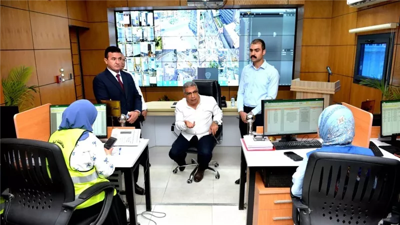 محافظ الدقهلية يتابع اعمال النظافة ورفع الاشغالات وتطوير ميادين المحافظة 