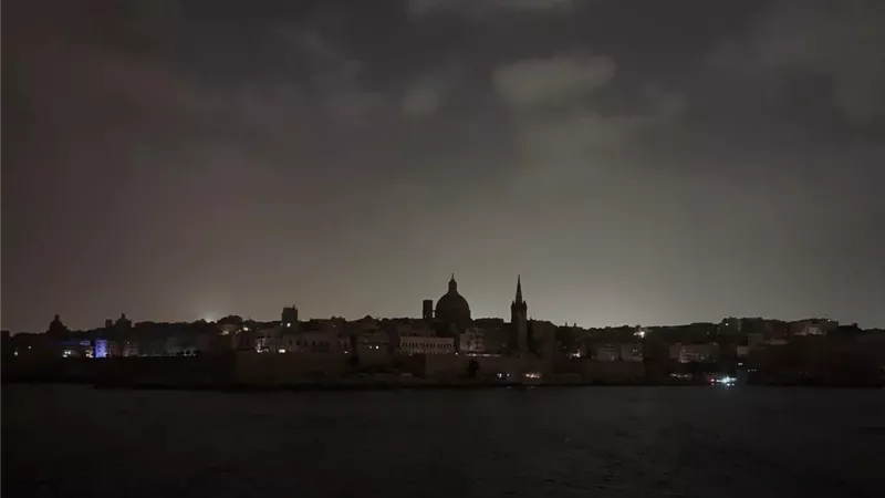 بينهم مكتب رئيس الوزراء.. انقطاع واسع للكهرباء يشل العاصمة المالطية