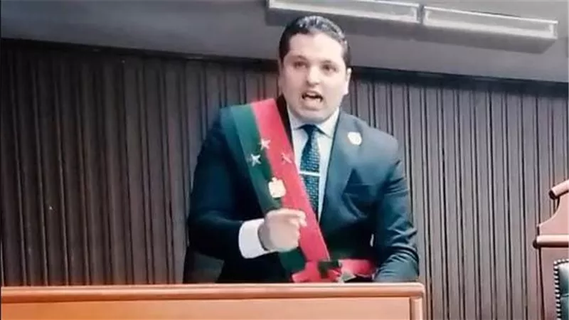 اغتيال البراءة وقتل الطفولة.. مرافعة نارية للنيابة تهز القلوب بقضية الأم وعشيقها