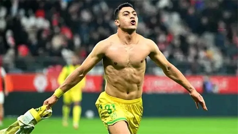 كريم رمزي: مصطفى محمد خارج حسابات بيراميدز بالانتقالات