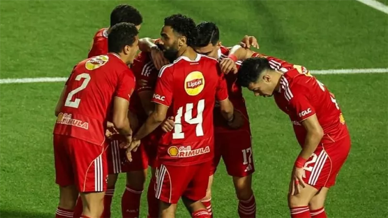 بن جديدة وزيزو يقودان تشكيل الأهلي المتوقع ضد بادالونا الإسباني وديا