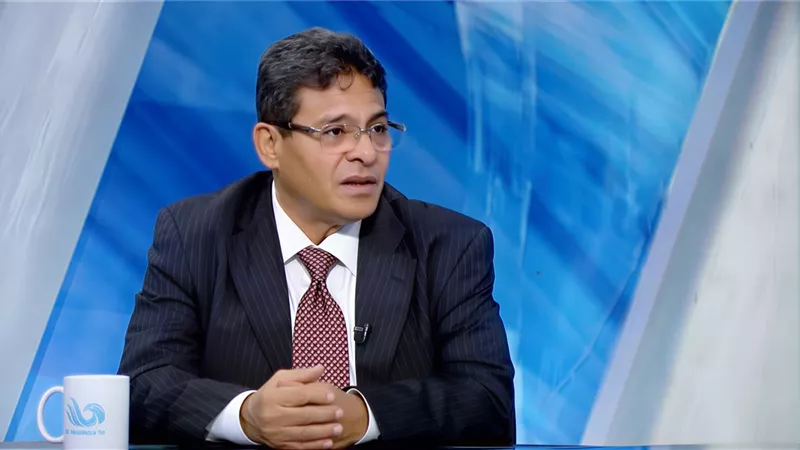 مجدي صادق: ضوابط العمرة غير منضبطة.. وتوحيد أرض عرفات قد يخفض سعر الحج
