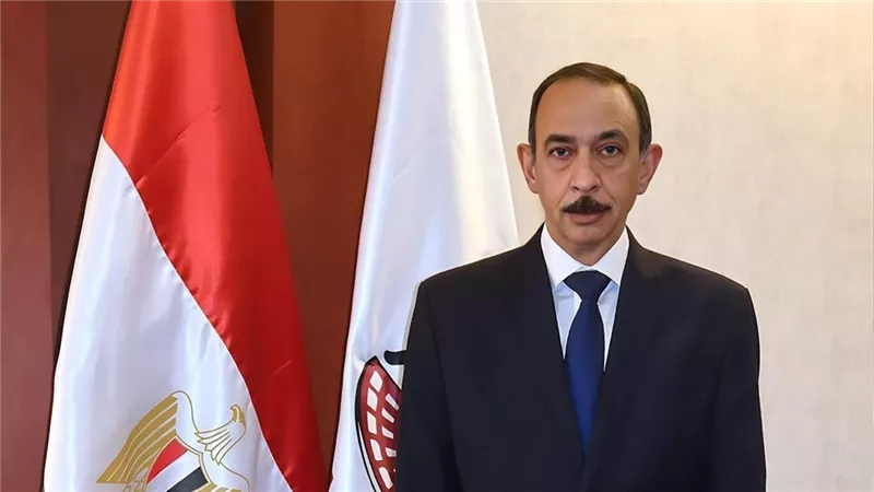 محافظ سوهاج يعدل مواعيد ورديات النظافة لحماية العمال من الموجة الحارة