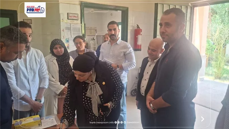رئيس الرعاية الأساسية تتفقد وحدتين صحيتين بالمنيا لمتابعة جودة الخدمات الطبية 