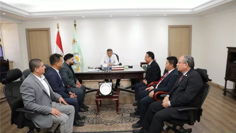 مباحثات مصرية صينية لتعزيز صناعة الأعلاف والأمصال البيطرية