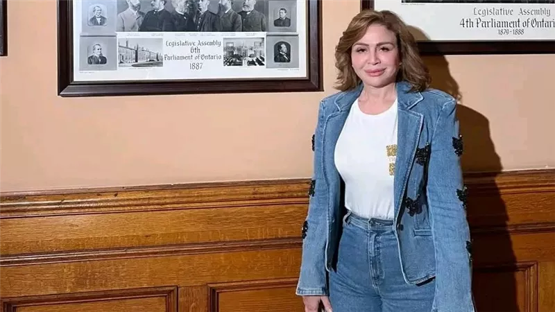 إلهام شاهين توثق زيارتها للبرلمان الكندي برفقة أول نائب من أصل مصري