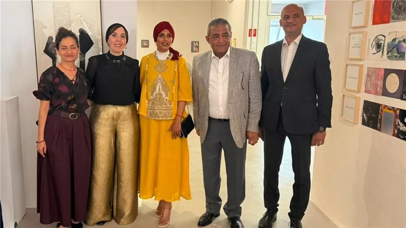 «القاهرة على ضفاف الراين».. معرض يوثق شراكة مصرية ألمانية بالفن النسائي