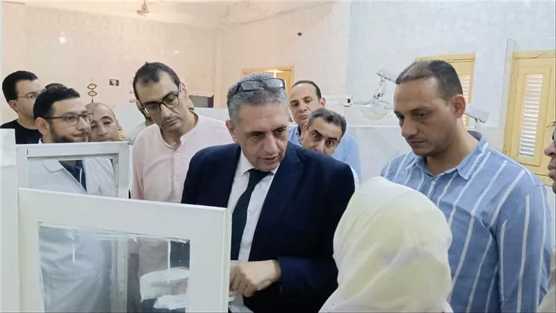 مرور تصحيحي.. وكيل صحة كفر الشيخ يتفقد مستشفى الرياض المركزي| صور