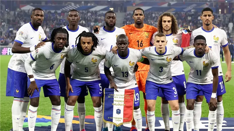 بعد روجرز.. نجم منتخب فرنسا على بعد خطوة واحدة من تشيلسي الإنجليزي