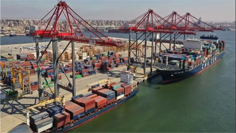  عجز الميزان التجاري المصري يقفز 50.7% إلى 22.6 مليار دولار بالنصف الأول