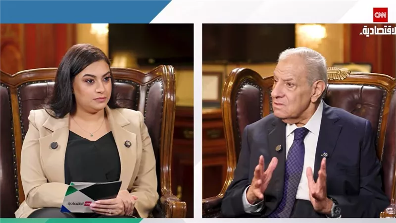محلب: الإمارات المستثمر الأجنبي الأكبر في مصر.. و«رأس الحكمة» مدينة متكاملة