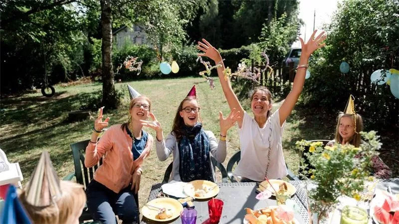 اليوم العالمي لأبناء العمومة.. مناسبة لتعزيز الروابط الأسرية وصلة الرحم