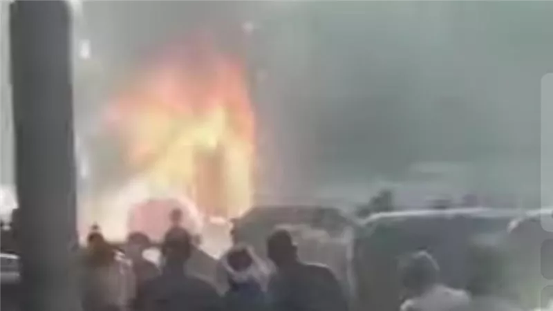 السيطرة على حريق بكشك كهرباء بمنطقة المعهد الديني في أسيوط دون إصابات