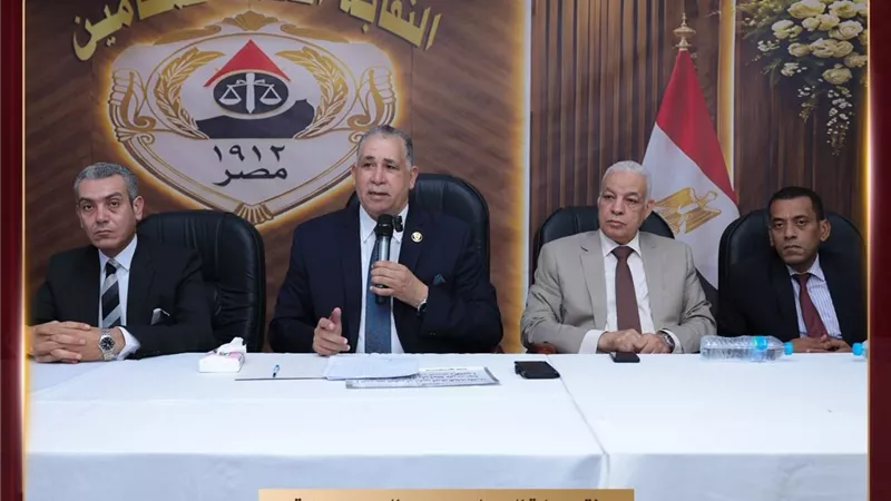 بعد أزمة لؤة خلف.. نقيب المحامين: الحجاب ليس شرطًا لممارسة المهنة
