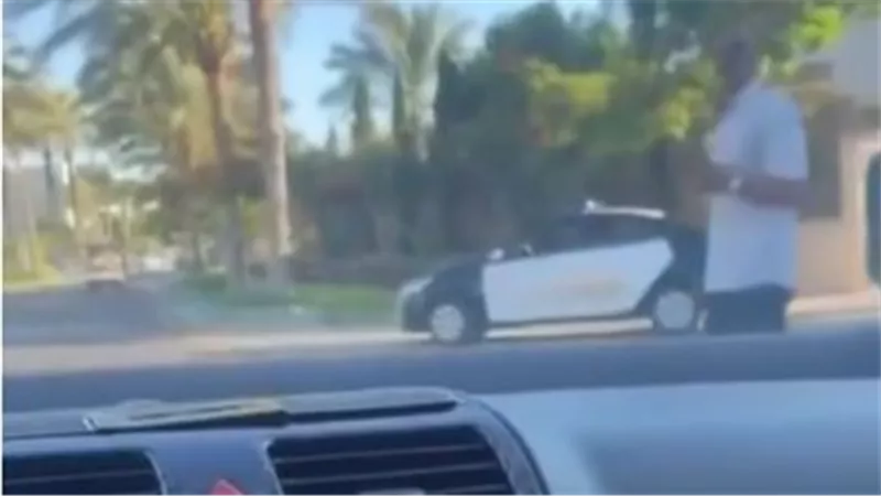 بعد انتشار الشائعات.. ظهور الشرطة داخل مراسي في فيديو متداول|شاهد 