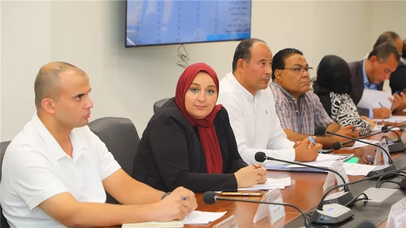 محافظ دمياط يترأس اجتماعًا موسعًا لمتابعة أداء الوحدات المحلية  