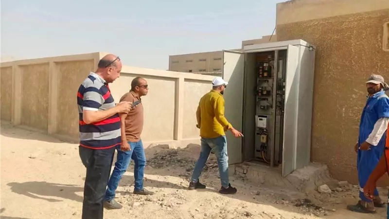 جهاز تنمية مدينة السويس الجديدة يواصل تطوير منظومة الإنارة العامة ويحقق 90% 