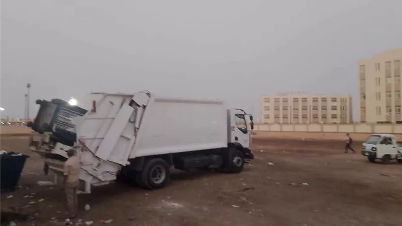 حي عتاقة بالسويس يواصل أعمال النظافة  للحفاظ على المظهر الحضاري