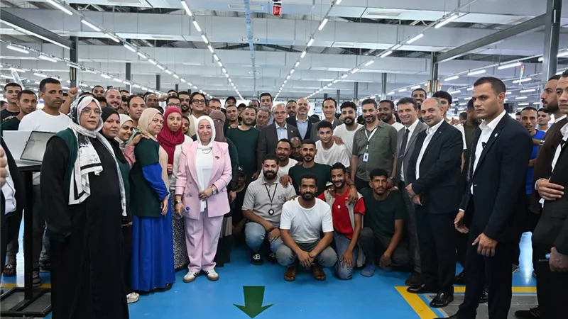 وزير الاستثمار يتفقد المنطقة الحرة بالإسماعيلية لدعم المشروعات والتصدير